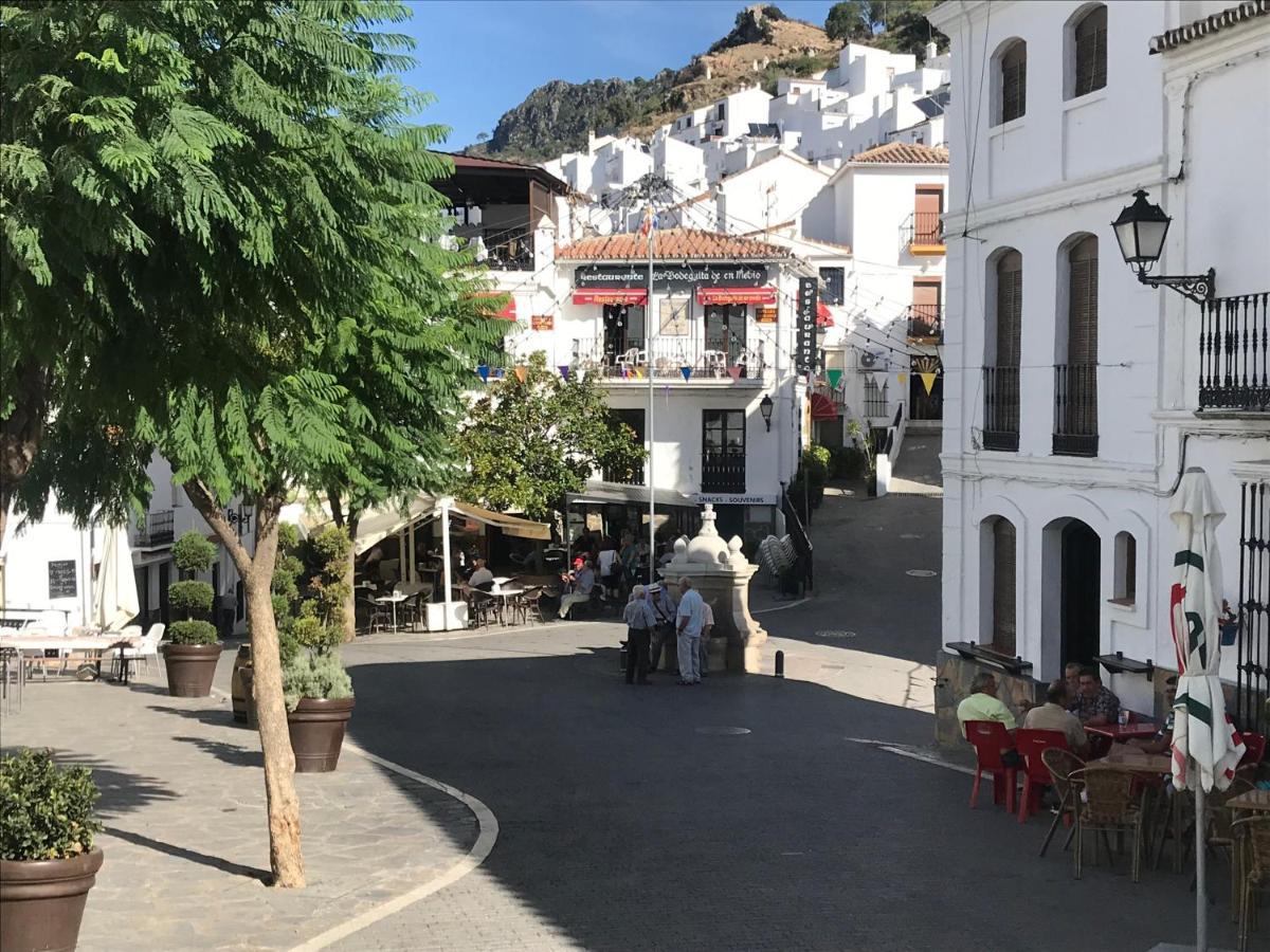 3 Storey Townhouse - Costa Del Sol Bahia de Casares Ngoại thất bức ảnh