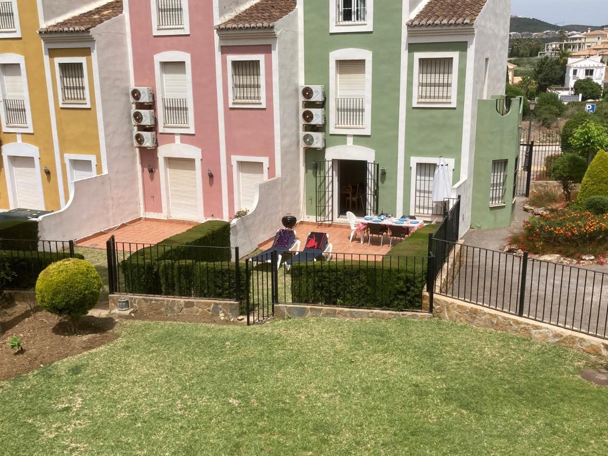 3 Storey Townhouse - Costa Del Sol Bahia de Casares Ngoại thất bức ảnh